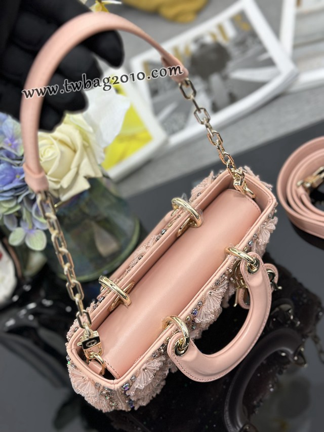 Dior专柜新款迪奥高仿原单Lady D-Joy小号刺绣蕾丝珠粉色手提包 djfk1397
